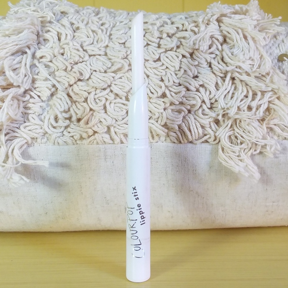 *Colourpop Lipppie Stix Primer